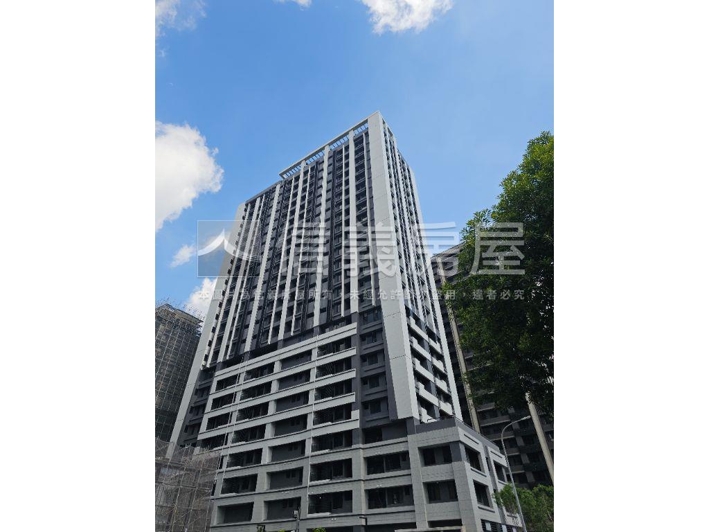 上上寀·高樓美景精寀人生房屋室內格局與周邊環境