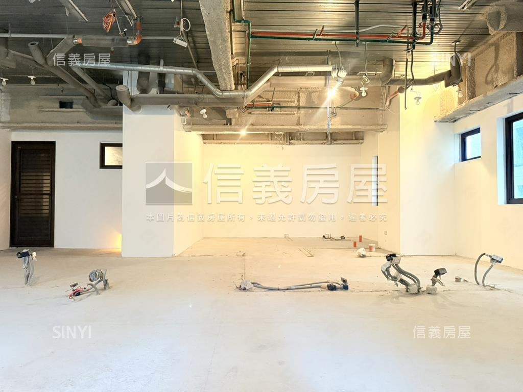 橋峰‧鋼骨巨匠豪邸房屋室內格局與周邊環境