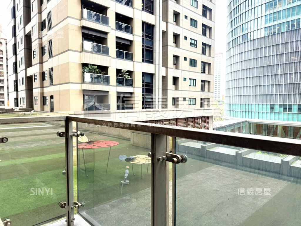 橋峰‧鋼骨巨匠豪邸房屋室內格局與周邊環境