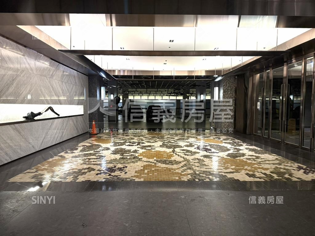 橋峰‧鋼骨巨匠豪邸房屋室內格局與周邊環境