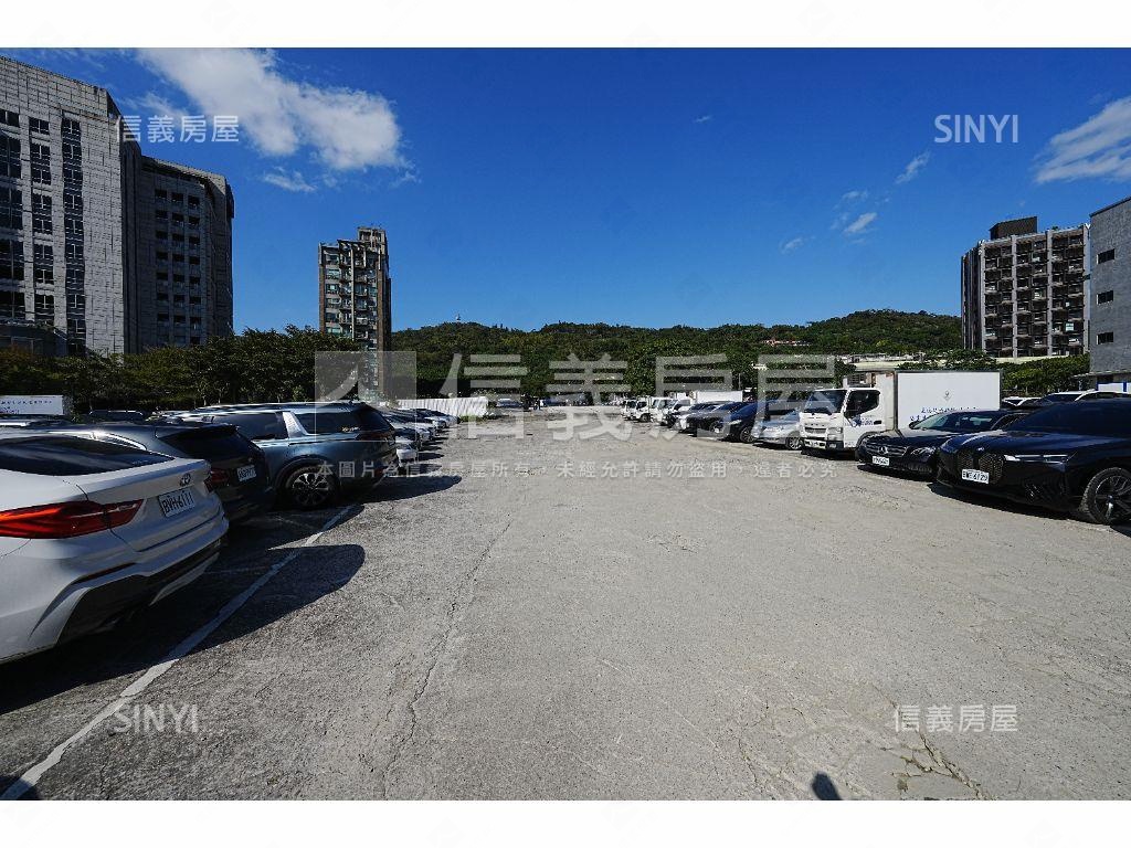 大直劍南站４００坪商業地房屋室內格局與周邊環境