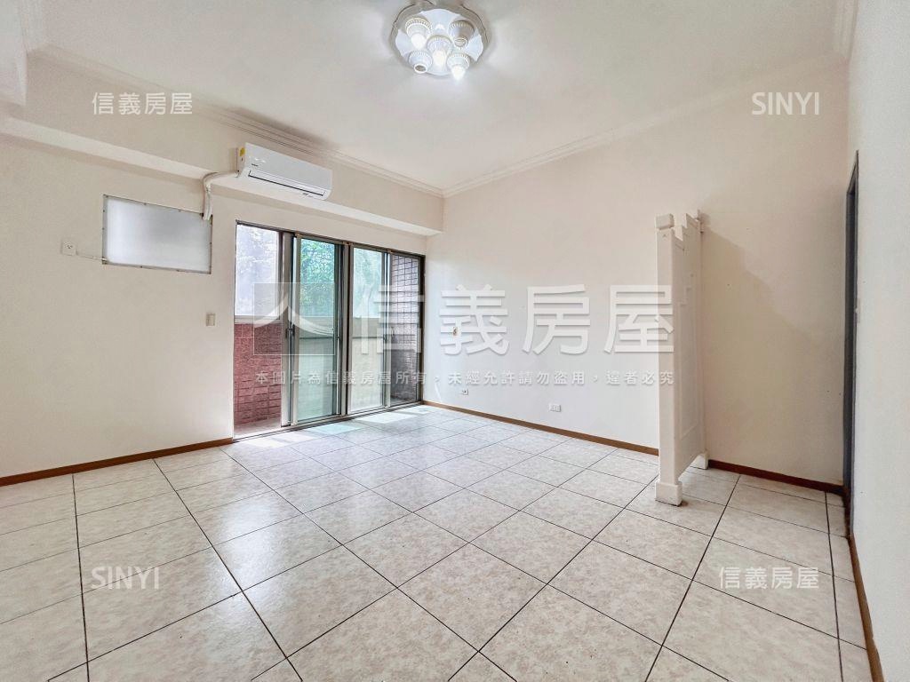 圓山芳鄰四房平面車位房屋室內格局與周邊環境