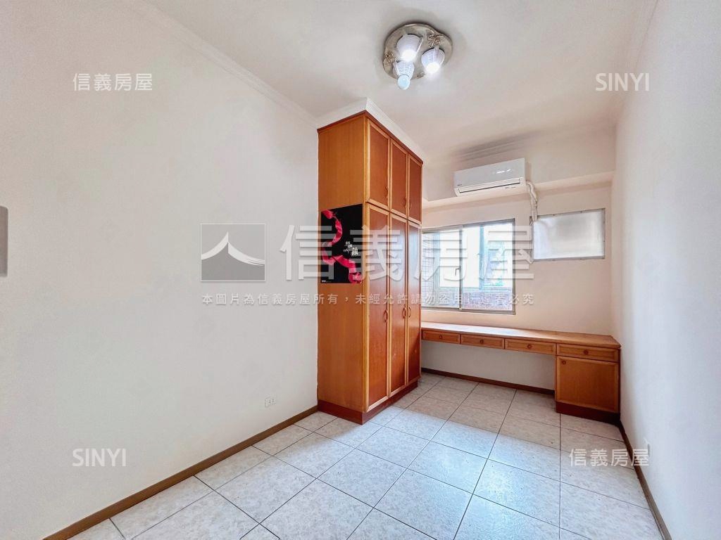 圓山芳鄰四房平面車位房屋室內格局與周邊環境