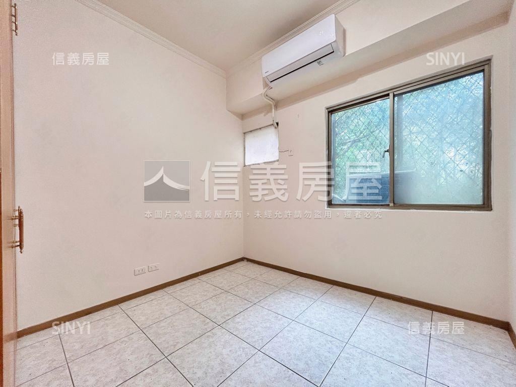 圓山芳鄰四房平面車位房屋室內格局與周邊環境