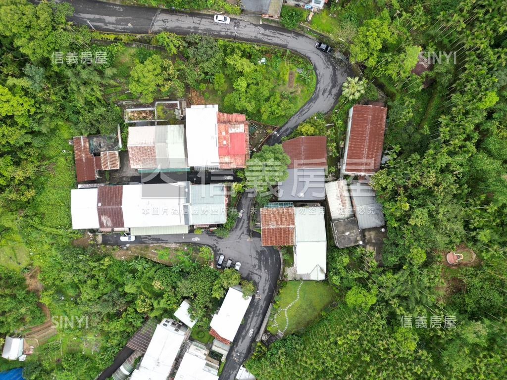 櫻花山莊新店百坪住宅土地房屋室內格局與周邊環境