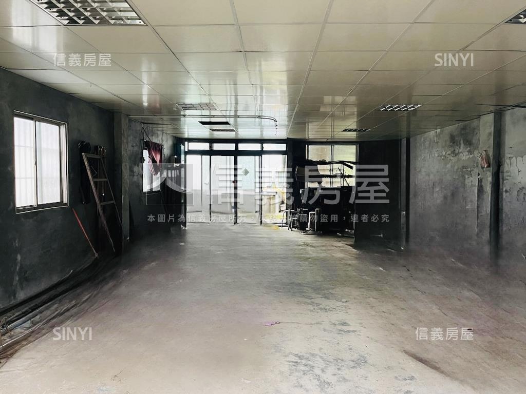 櫻花山莊新店百坪住宅土地房屋室內格局與周邊環境