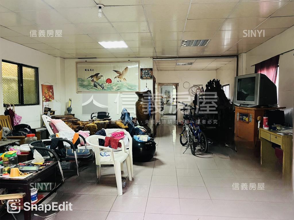 櫻花山莊新店百坪住宅土地房屋室內格局與周邊環境
