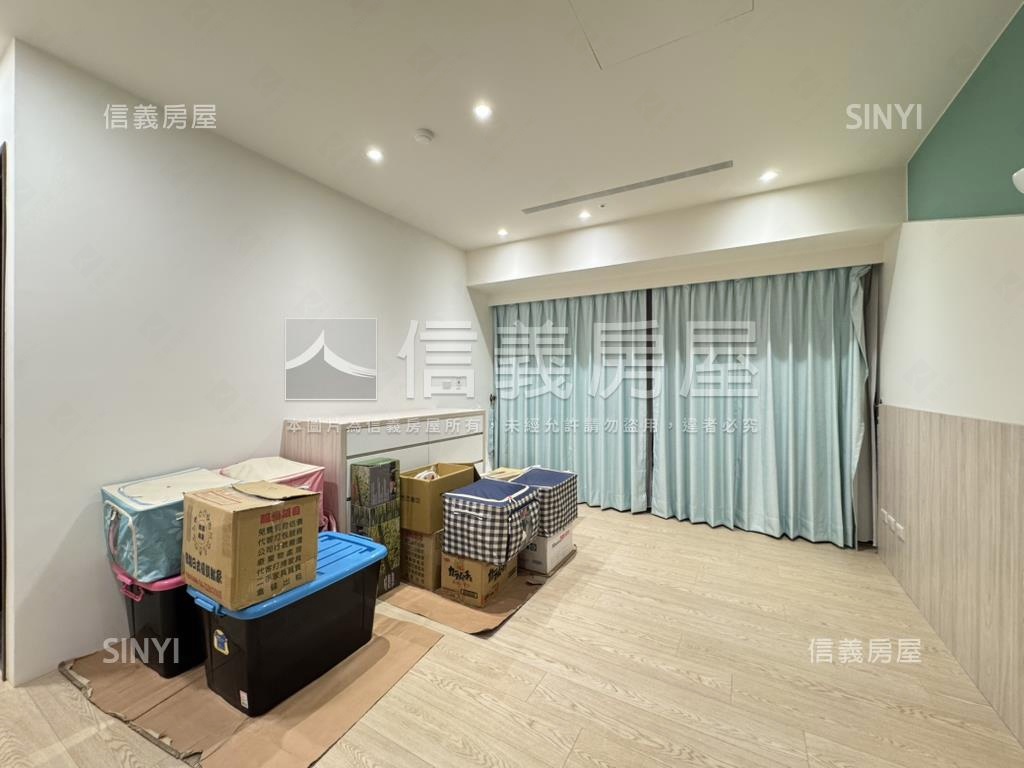 單元二國聚三房雙平車房屋室內格局與周邊環境