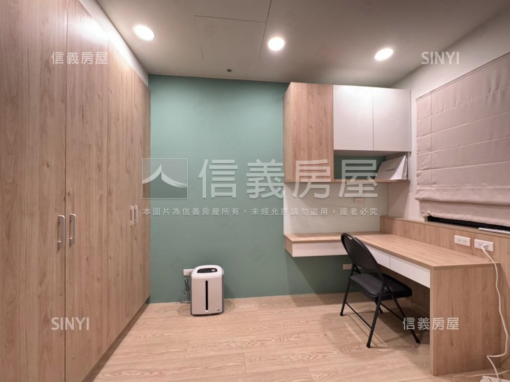 單元二國聚三房雙平車房屋室內格局與周邊環境