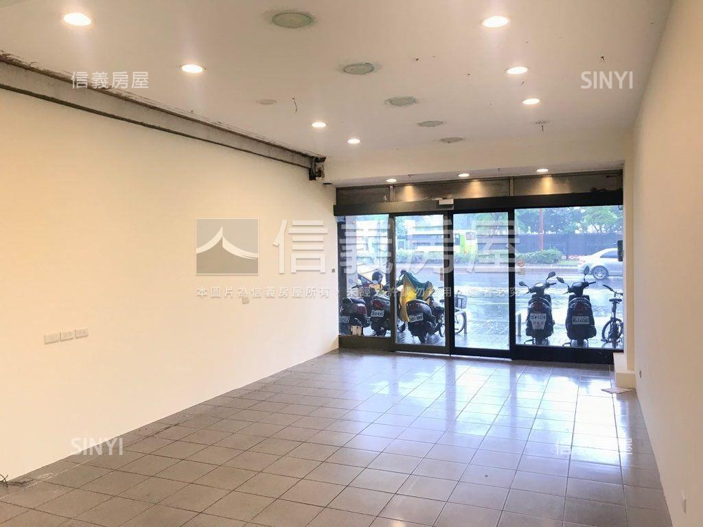 正中華路二段稀有金透店房屋室內格局與周邊環境