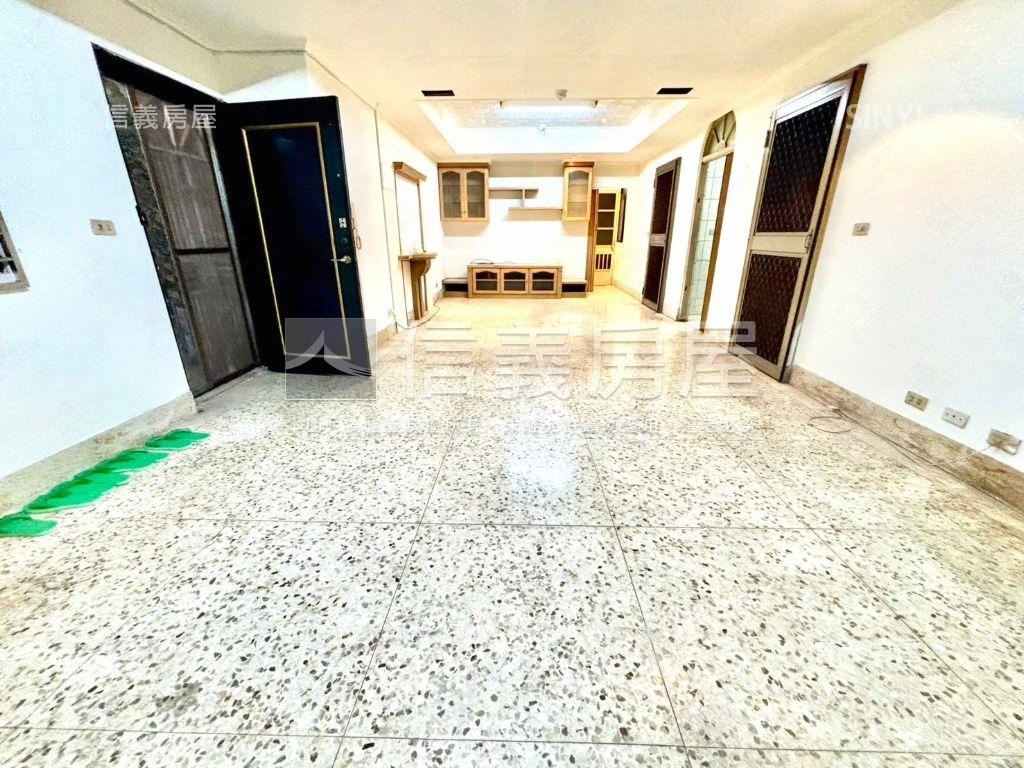專任．稀有大空間美宅房屋室內格局與周邊環境