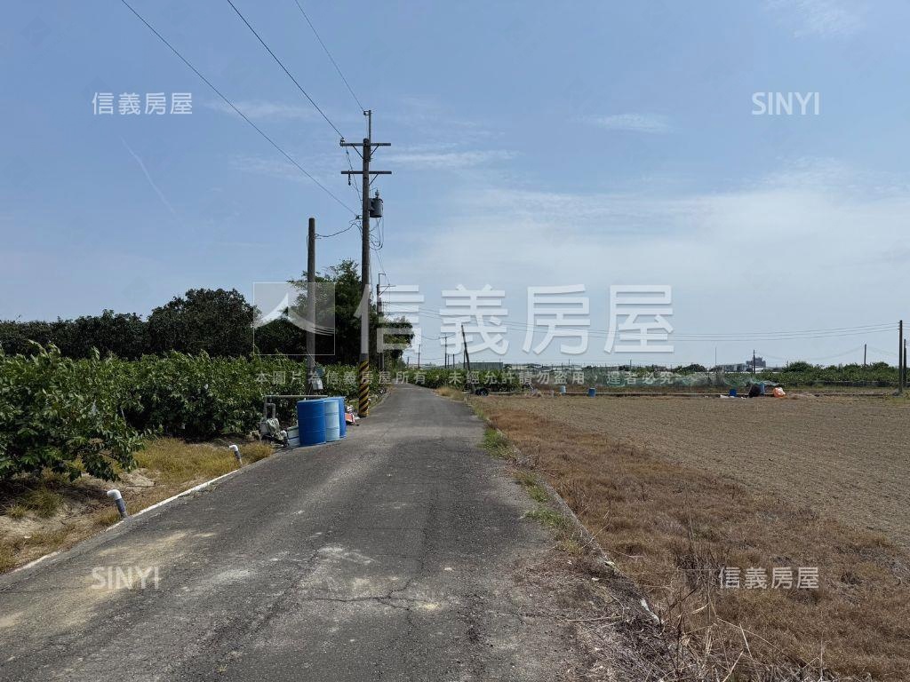 邊務農邊看崗山之眼房屋室內格局與周邊環境