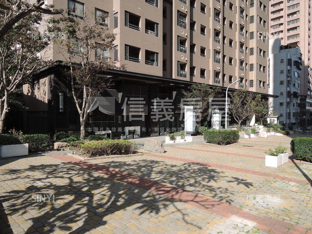 中港首璽稀有二房雙衛平車房屋室內格局與周邊環境