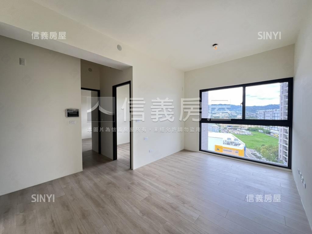 恆山和合兩房車位。瑰寶房屋室內格局與周邊環境