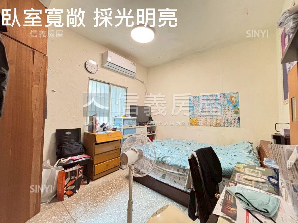 榮星花園露臺２樓邊間３房房屋室內格局與周邊環境