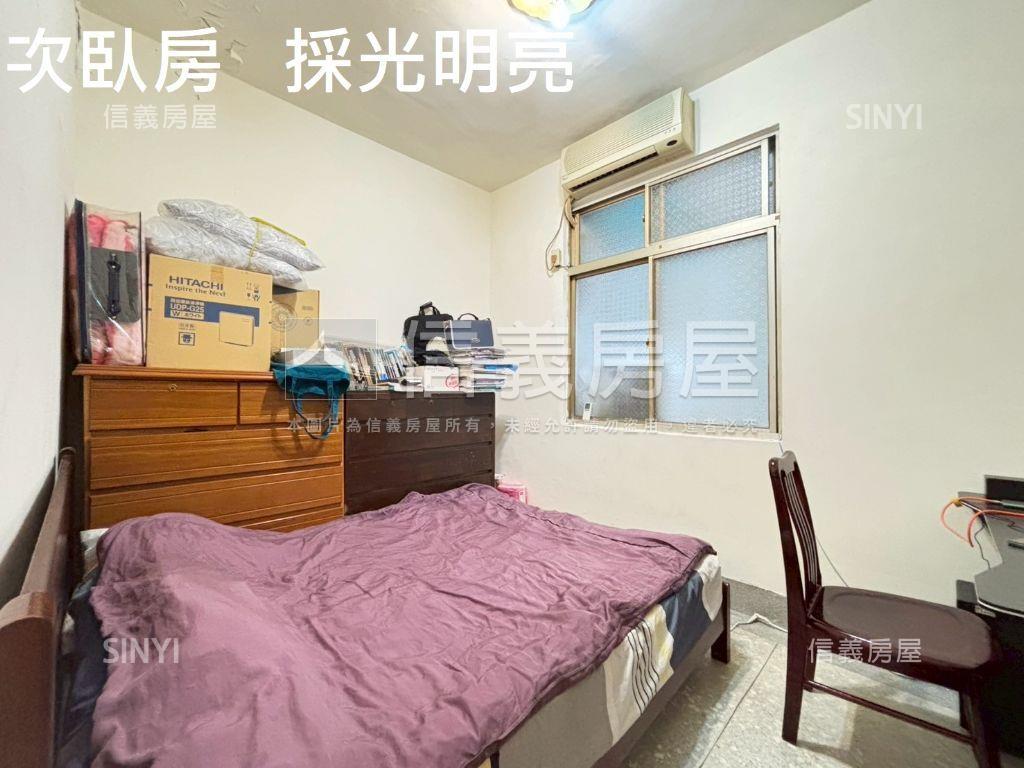 榮星花園露臺２樓邊間３房房屋室內格局與周邊環境