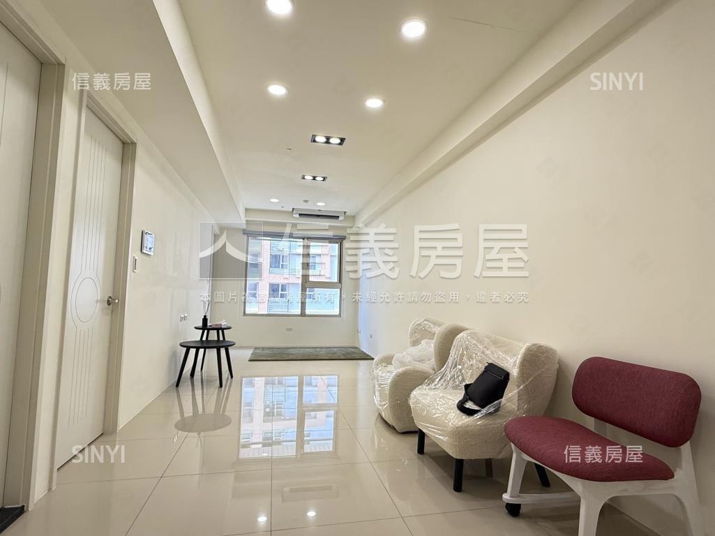 微笑時代兩房平車房屋室內格局與周邊環境