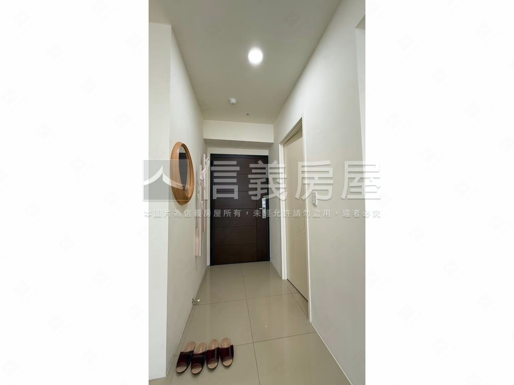 微笑時代兩房平車房屋室內格局與周邊環境