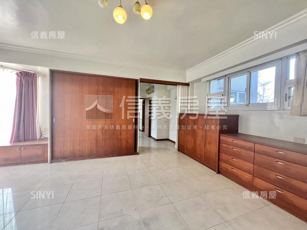 麗景大花園透天房屋室內格局與周邊環境