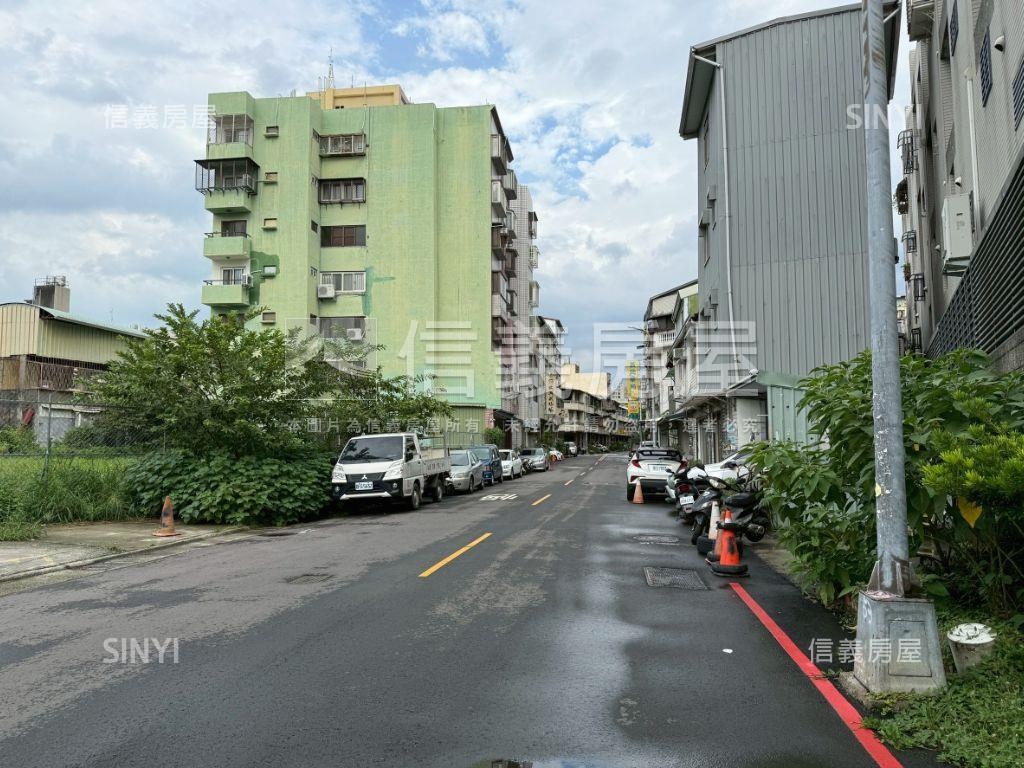 宅自慢輕屋大面寬雙車別墅房屋室內格局與周邊環境