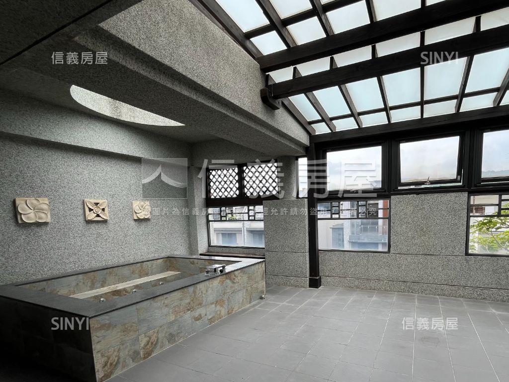 高質感裝潢大面寬別墅房屋室內格局與周邊環境