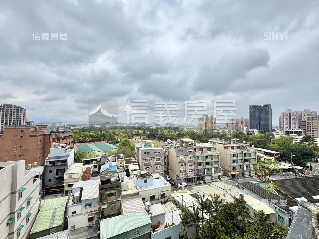 香榭儷舍景觀大三房車位房屋室內格局與周邊環境