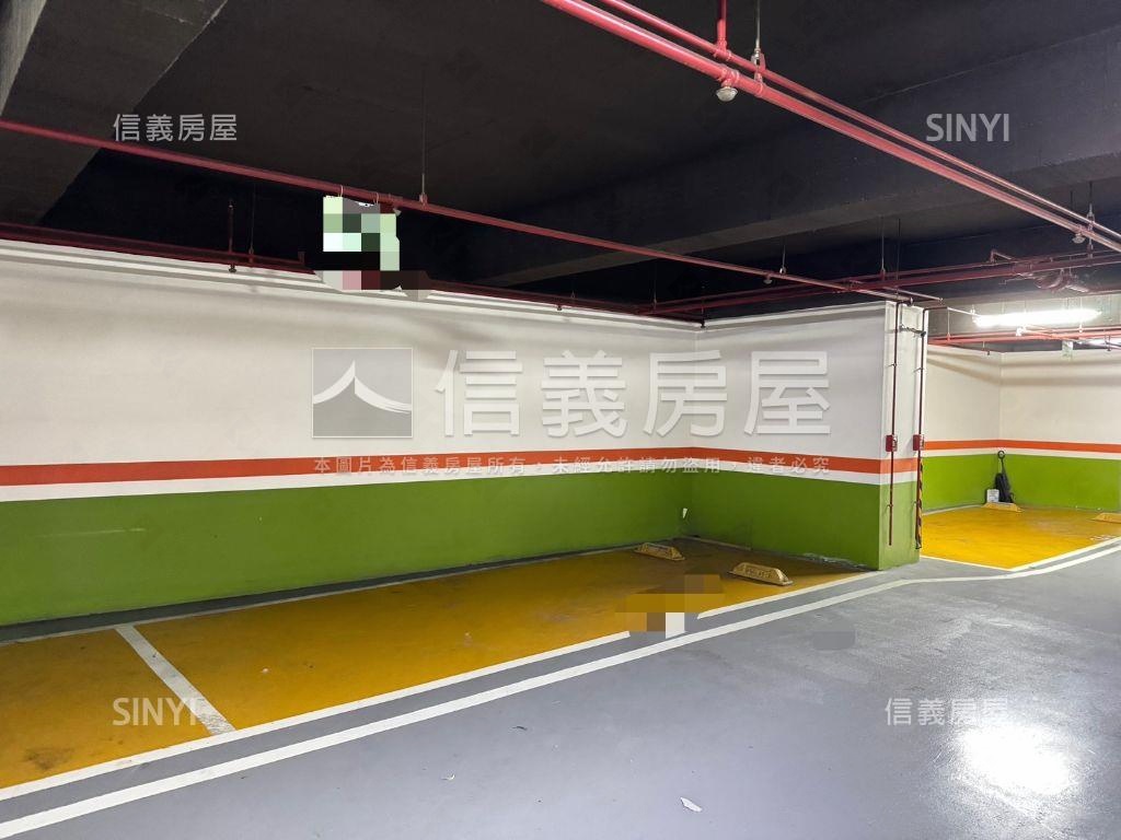 香榭儷舍景觀大三房車位房屋室內格局與周邊環境