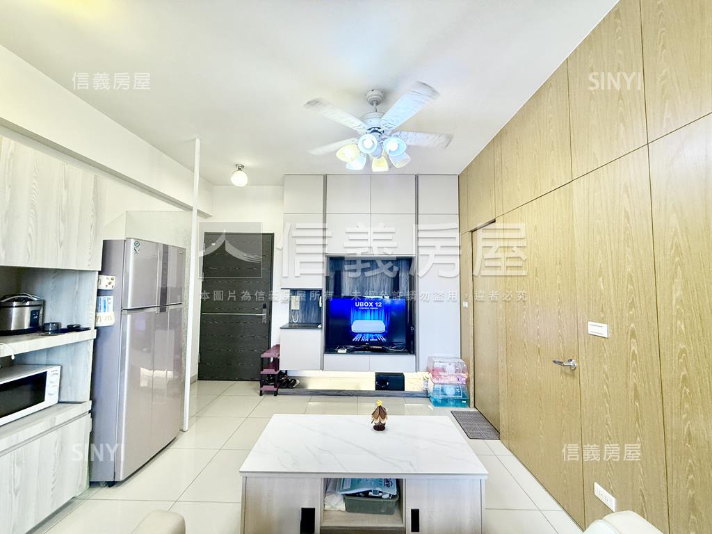 山水晶棧高樓景觀兩房平車房屋室內格局與周邊環境