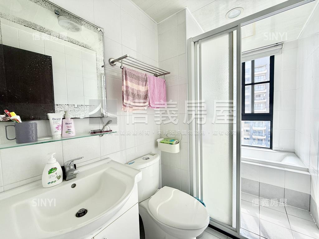 山水晶棧高樓景觀兩房平車房屋室內格局與周邊環境