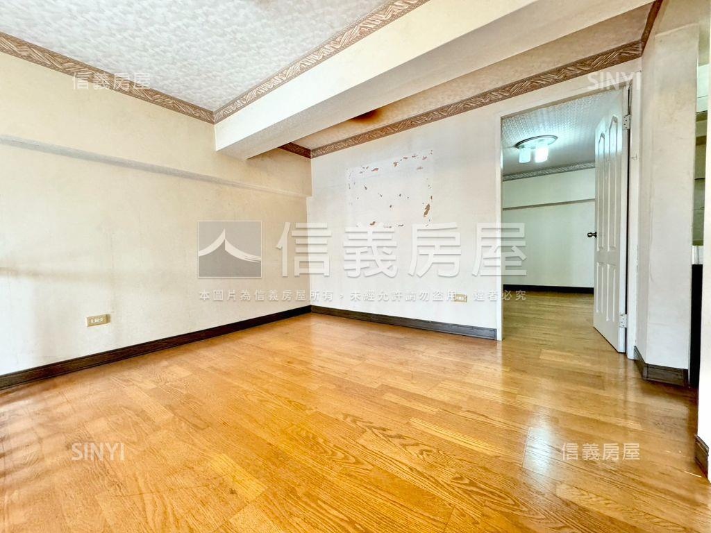 【近中華路】明亮溫馨美居房屋室內格局與周邊環境