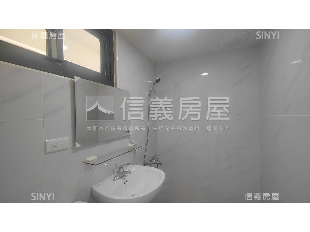 西屯質感首購三房房屋室內格局與周邊環境
