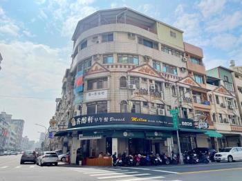 高雄科技大學旁▲透店