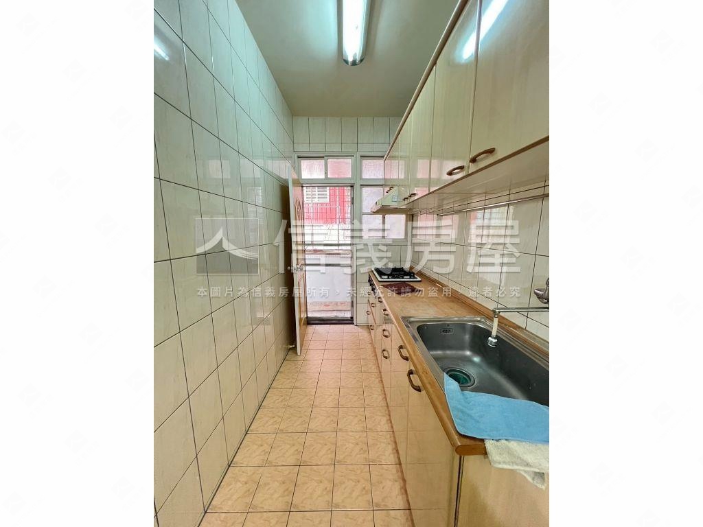 ★新店公寓二樓免整理房屋室內格局與周邊環境