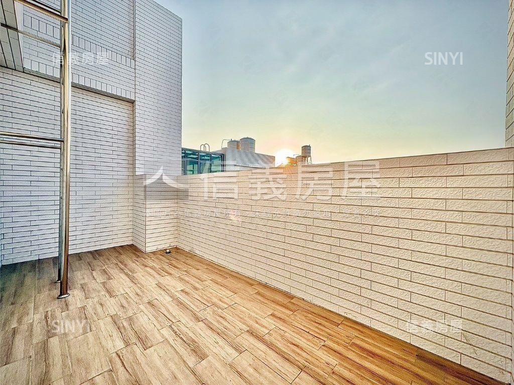 宇晨植得‧珍藏電梯三車墅房屋室內格局與周邊環境