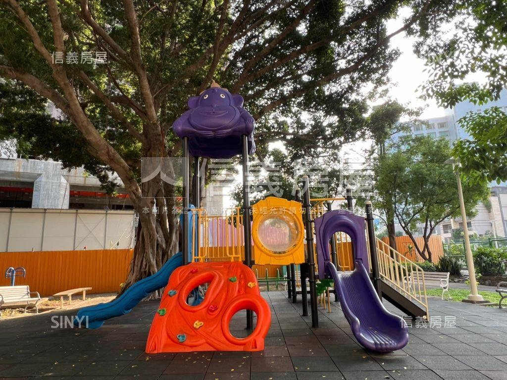 文華帝寶Ａ８－６Ｆ房屋室內格局與周邊環境