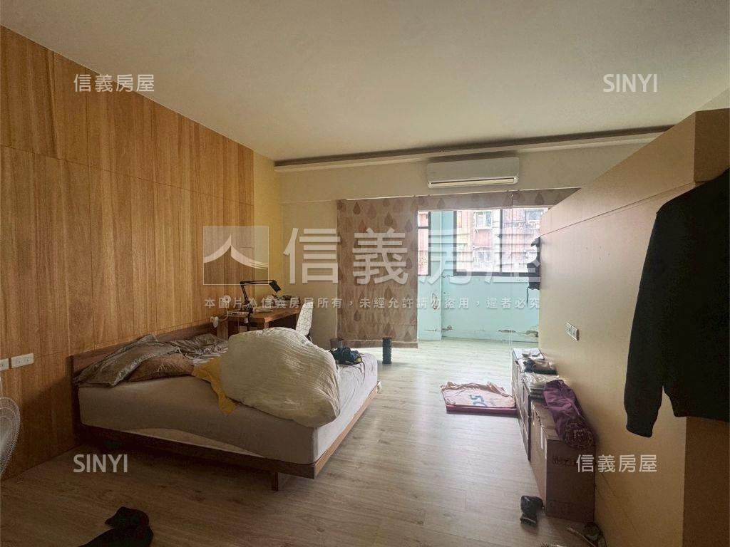 大湖漂亮四房車位房屋室內格局與周邊環境