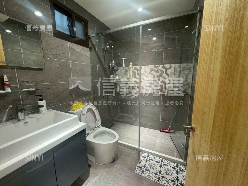 大湖漂亮四房車位房屋室內格局與周邊環境