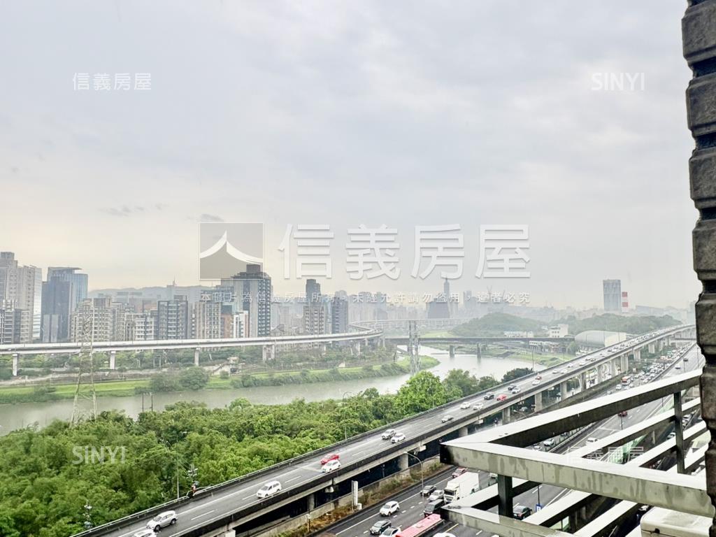 文心捷運●高樓景觀房屋室內格局與周邊環境