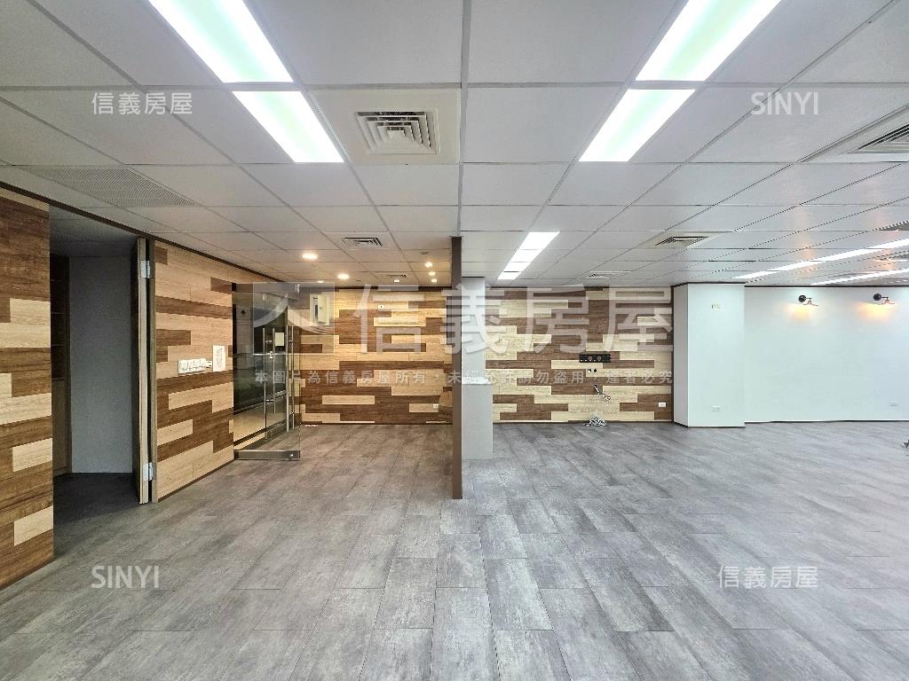 藝文中正路世貿商辦房屋室內格局與周邊環境