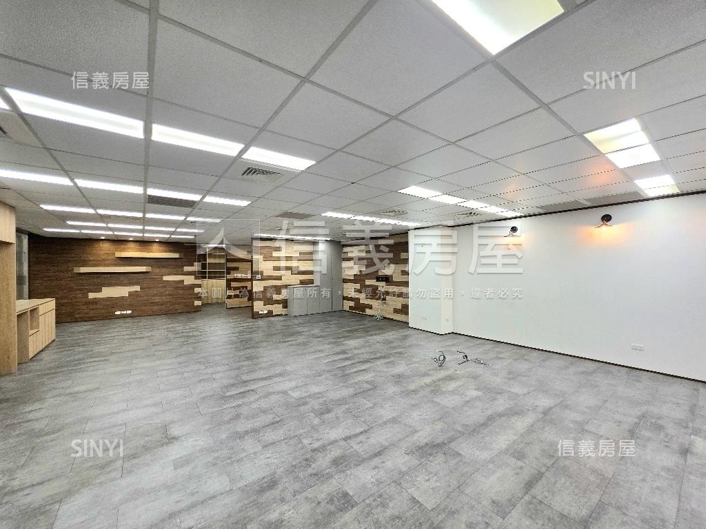 藝文中正路世貿商辦房屋室內格局與周邊環境