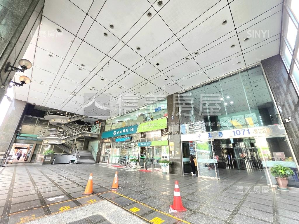 藝文中正路世貿商辦房屋室內格局與周邊環境