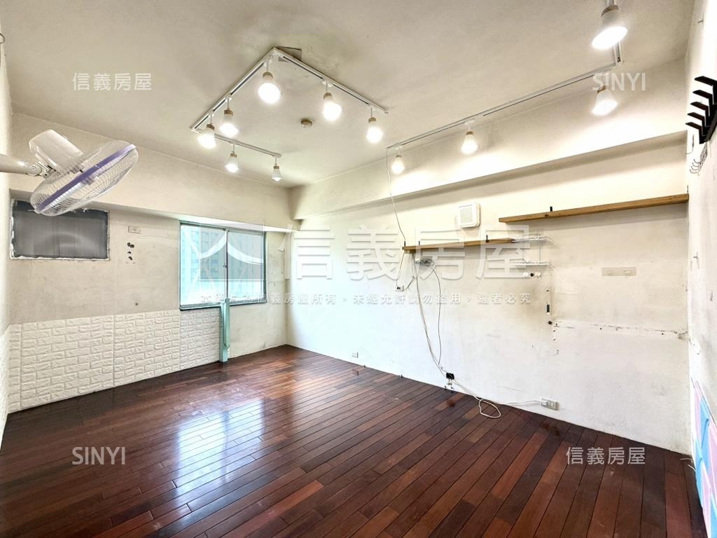 ☀️中高樓層河景套房☀️房屋室內格局與周邊環境