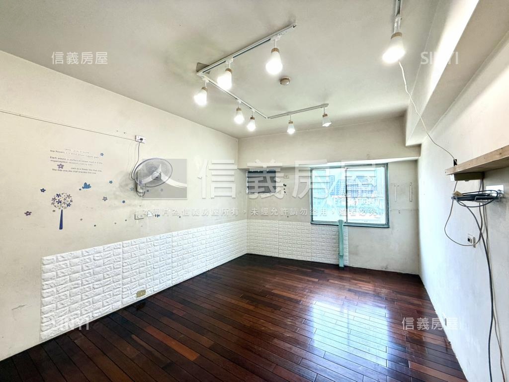 ☀️中高樓層河景套房☀️房屋室內格局與周邊環境