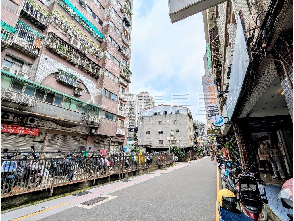 近菜寮站獨棟聚寶盆房屋室內格局與周邊環境