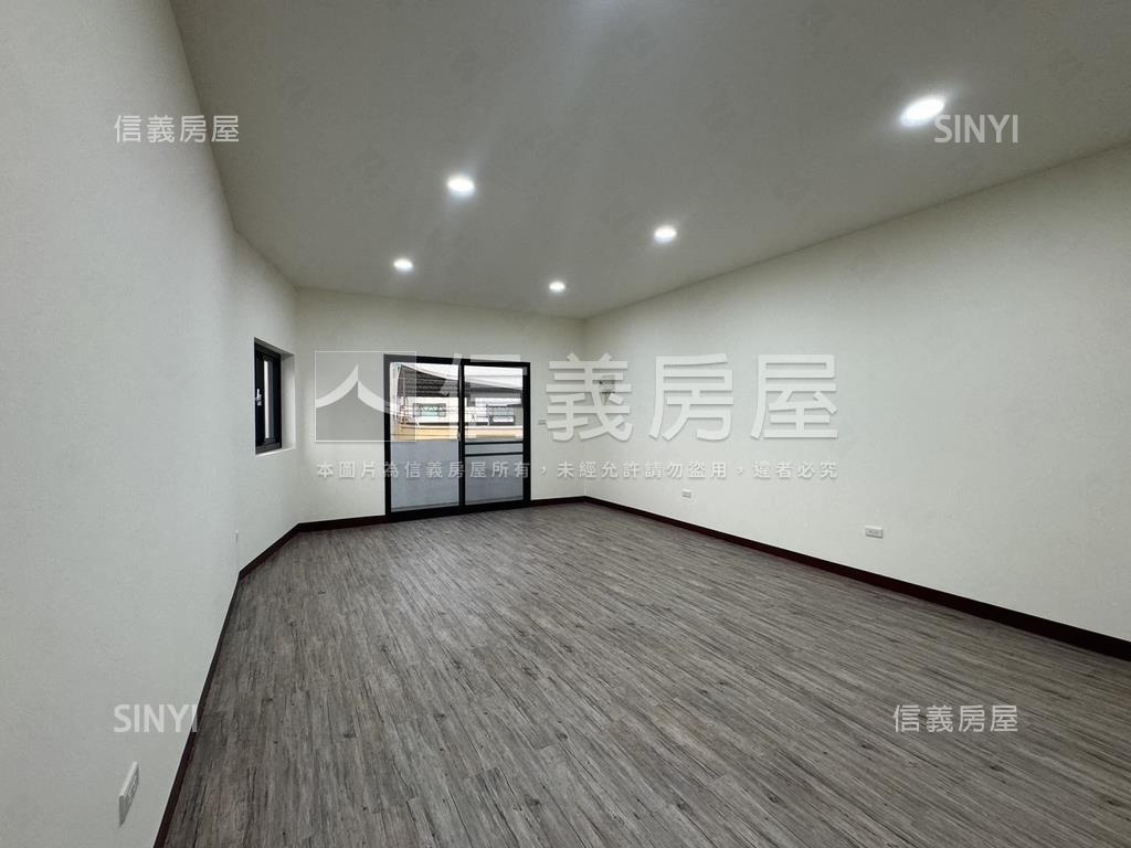 近探索公園邊間透天房屋室內格局與周邊環境