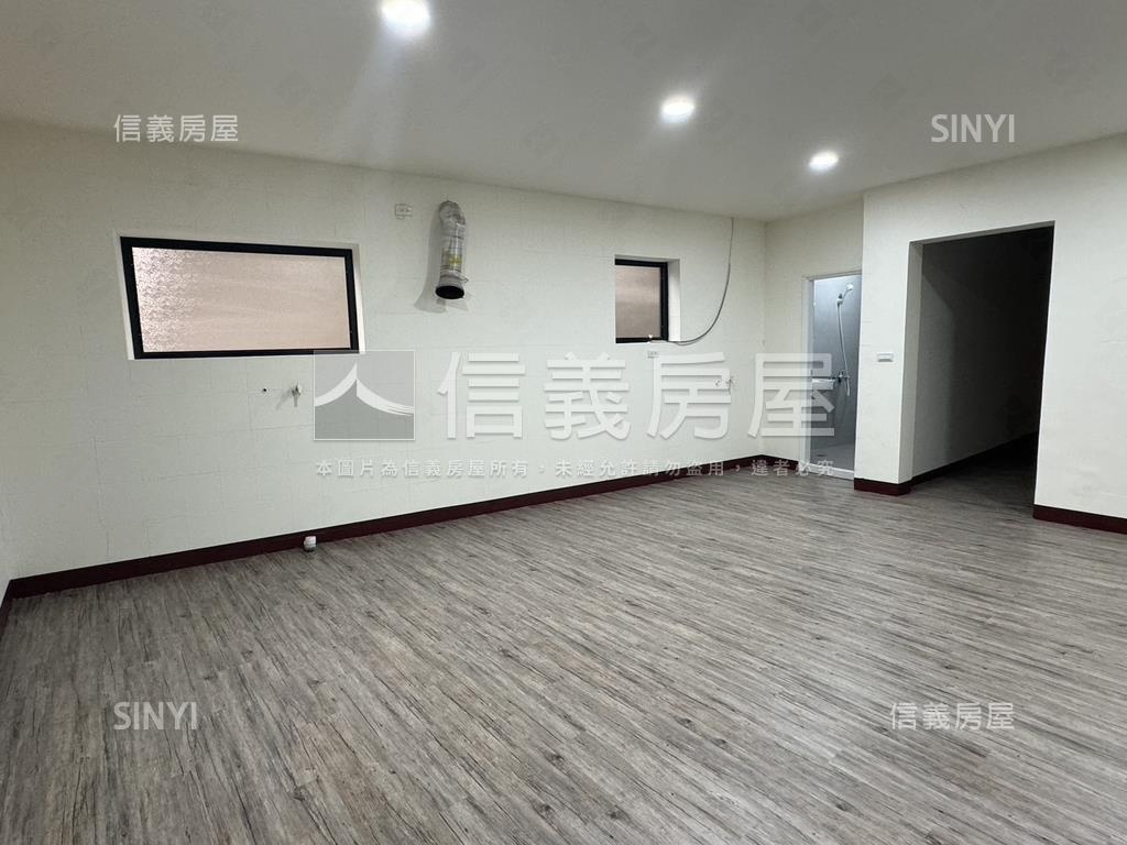 近探索公園邊間透天房屋室內格局與周邊環境