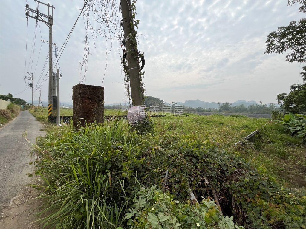 大社千坪臨路農地房屋室內格局與周邊環境