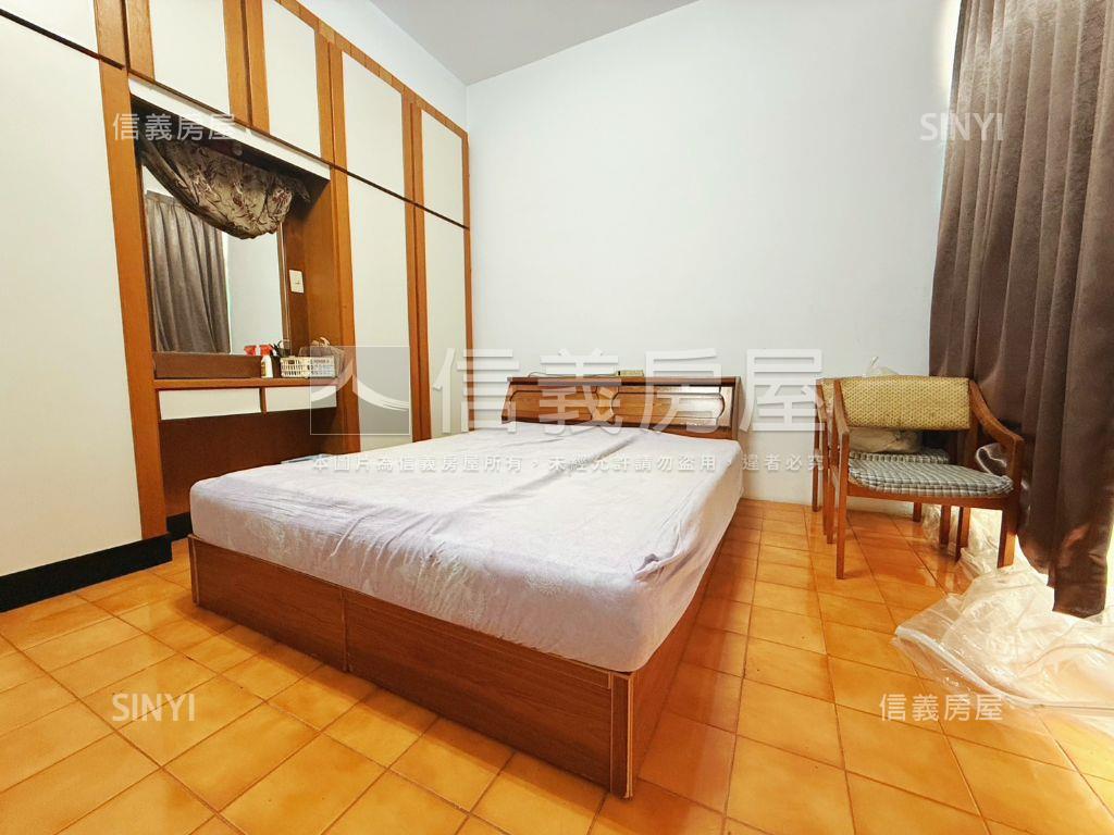正五期近捷運臨路讚透天厝房屋室內格局與周邊環境