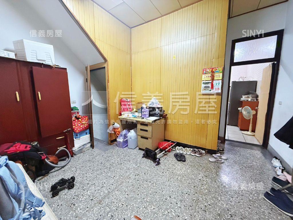 正五期近捷運臨路讚透天厝房屋室內格局與周邊環境