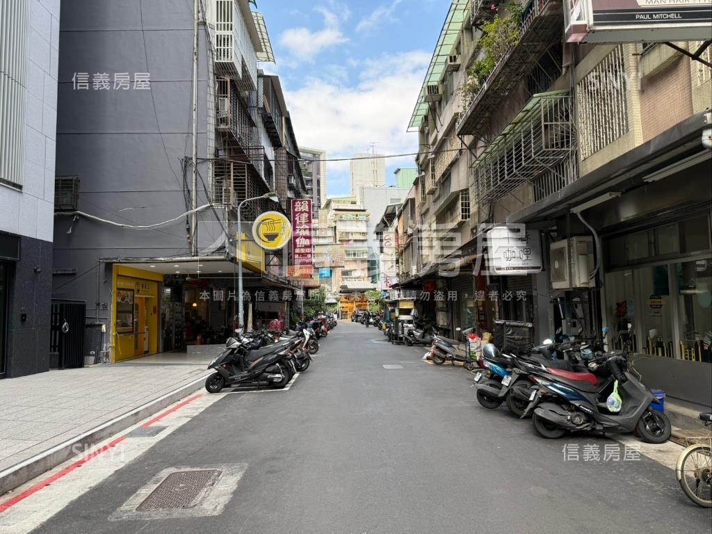 晴光商圈人潮全新店面房屋室內格局與周邊環境